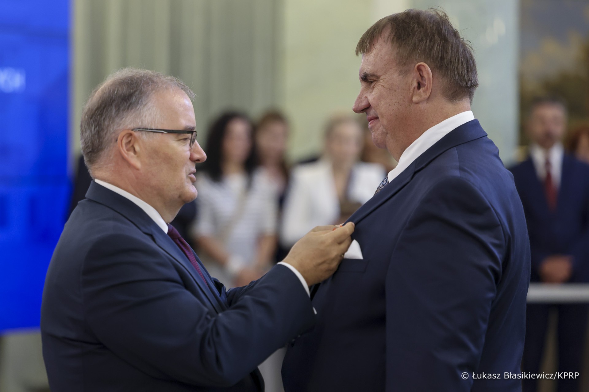 Rektor otrzymuje odznaczenie - Krzyż Oficerski Orderu Odrodzenia Polski 
