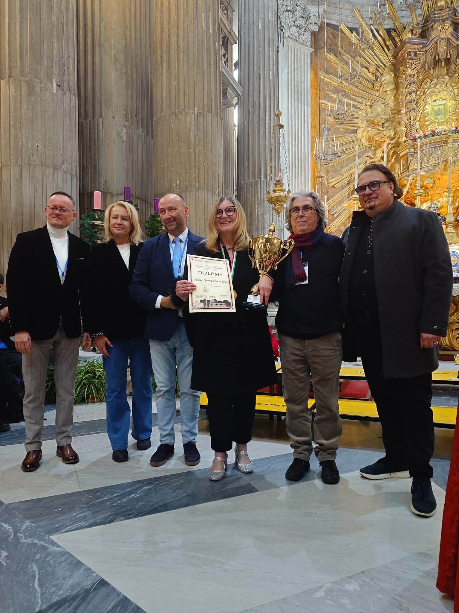 prof. Mielko-Remiszewska odbiera grand prix